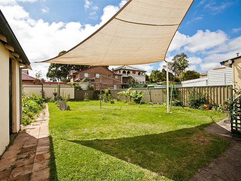 6 Emily Street, Hurstville NSW 2220