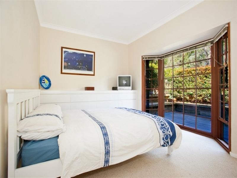 16 Bushlands Drive, Padstow Heights NSW 2211