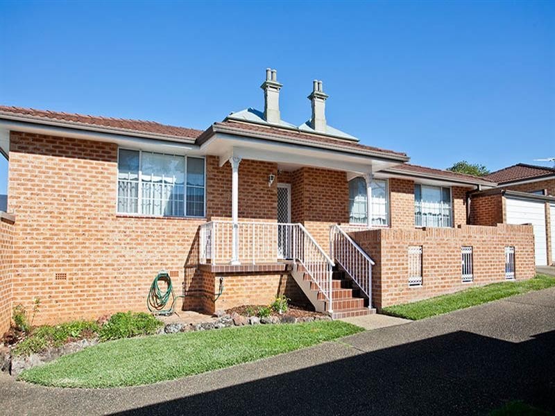 2/59-61 Inverness Avenue, Penshurst NSW 2222