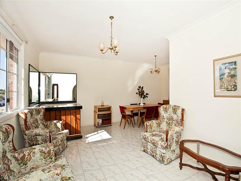 2/59-61 Inverness Avenue, Penshurst NSW 2222