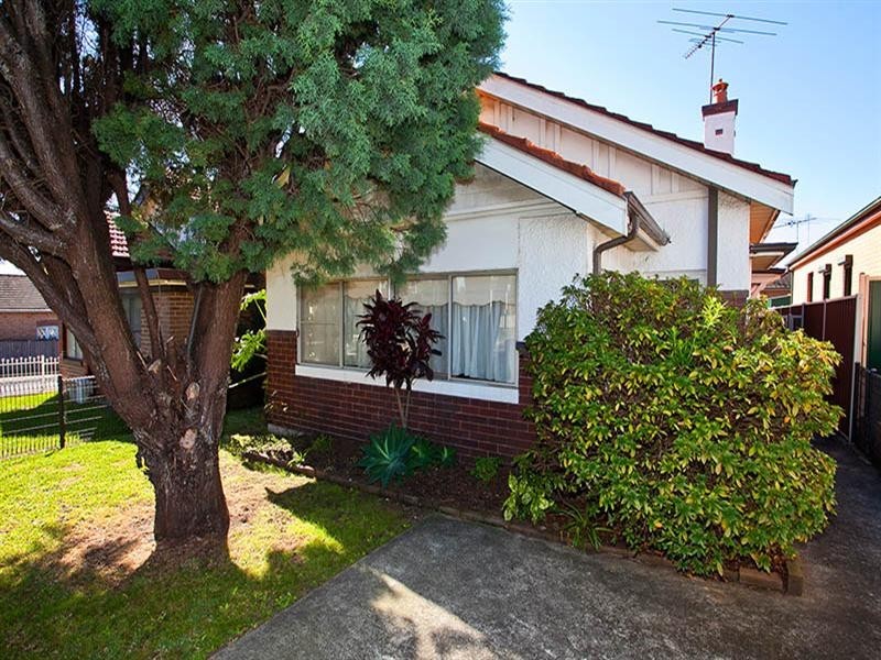 22 Bayview Street, Bexley NSW 2207