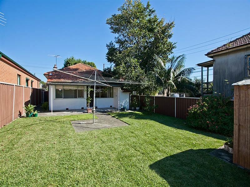 22 Bayview Street, Bexley NSW 2207