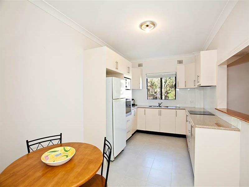 9/1 Shaftesbury Street, Carlton NSW 2218