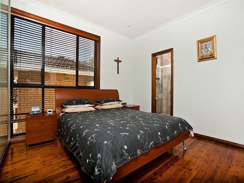 54 Morshead Drive, Connells Point NSW 2221