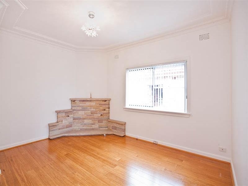 18 Demaine Avenue, Bexley North NSW 2207