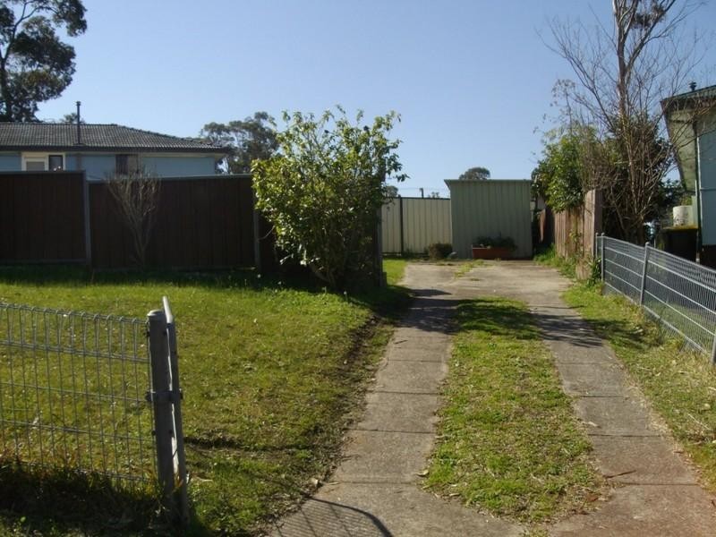 1 Boonooke Crescent, Miller NSW 2168