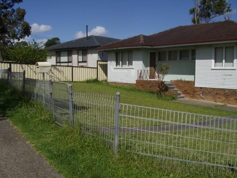 1 Boonooke Crescent, Miller NSW 2168