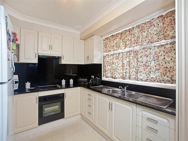 998 Henry Lawson Drive, Padstow Heights NSW 2211