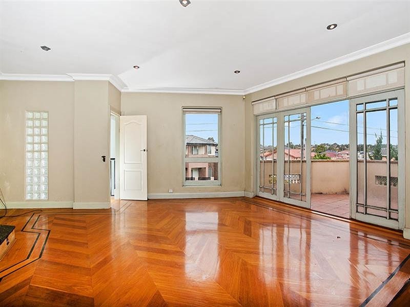 261 Dora Street, Hurstville NSW 2220