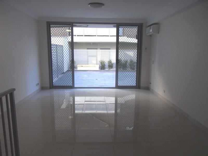 25/45 Forest Road, Hurstville NSW 2220