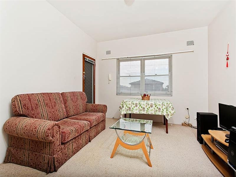 4/53 Cronulla Street, Carlton NSW 2218