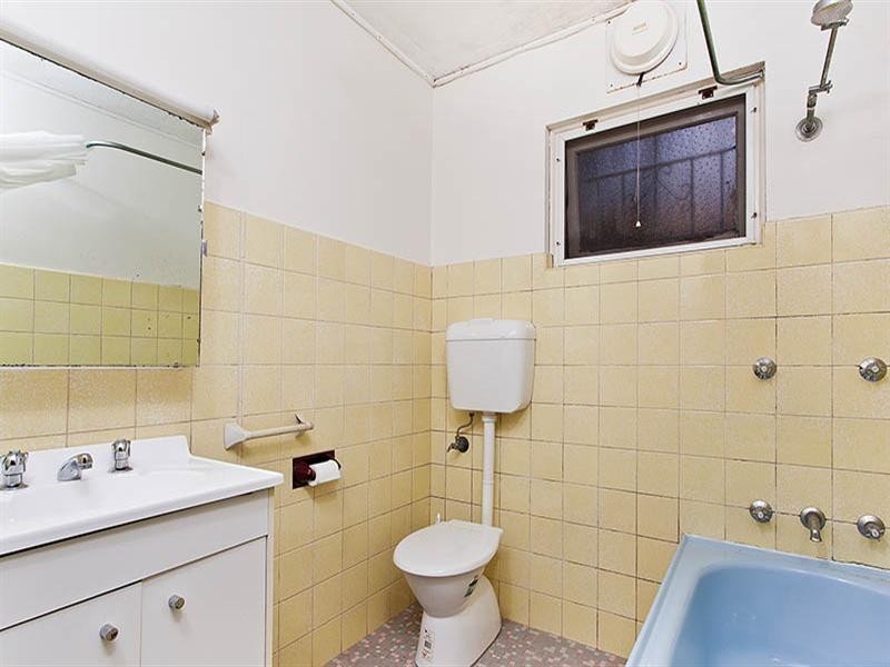 4/53 Cronulla Street, Carlton NSW 2218