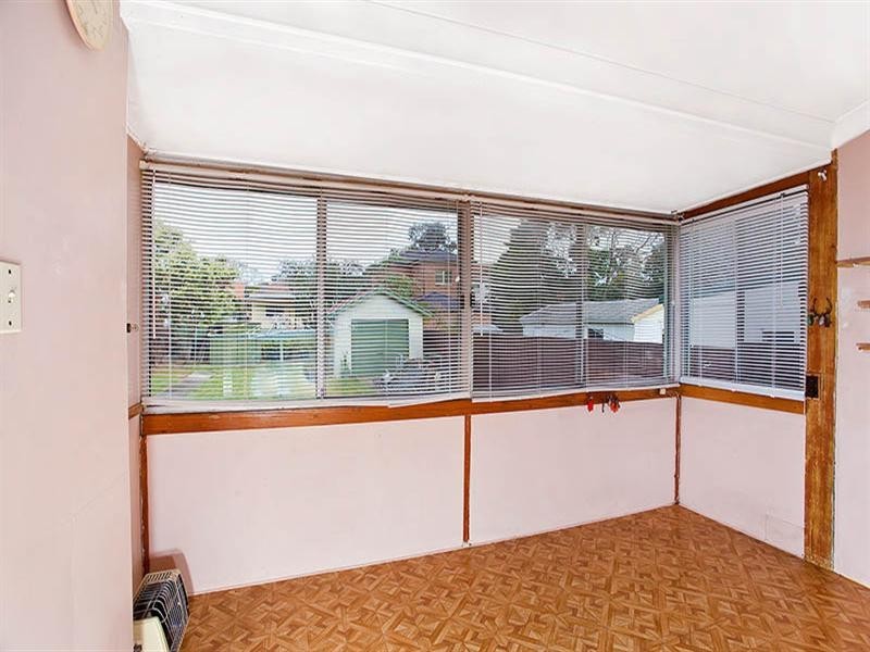 15 Leslie Road, Bexley NSW 2207