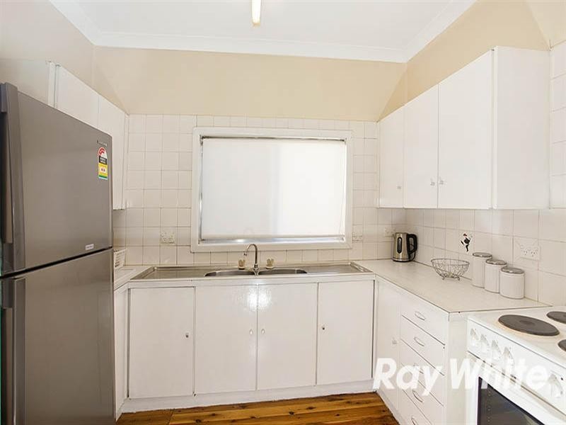 657 Forest Road, Peakhurst NSW 2210