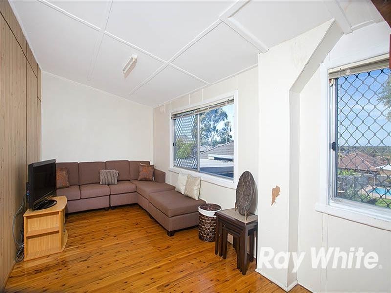 657 Forest Road, Peakhurst NSW 2210