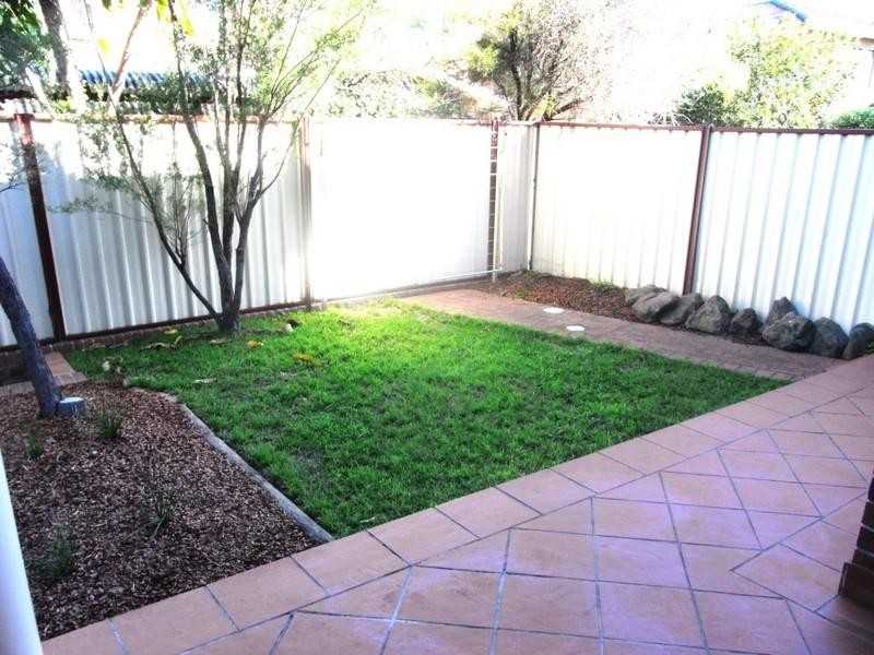 6 Waterview Street, Carlton NSW 2218