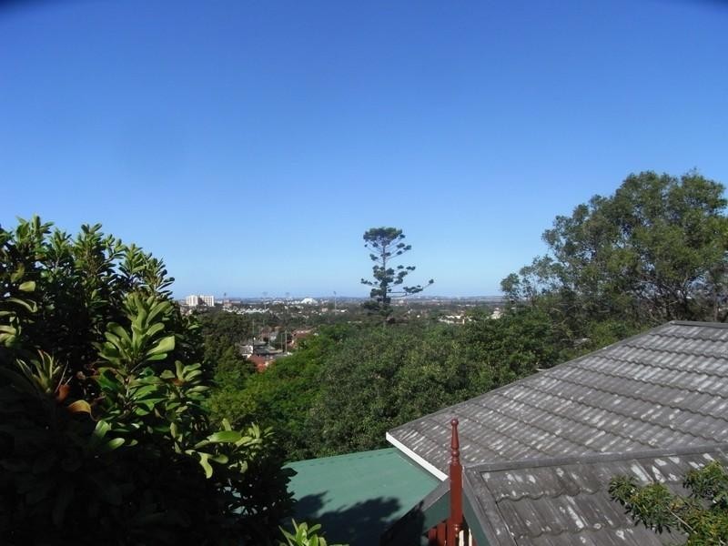 6 Waterview Street, Carlton NSW 2218