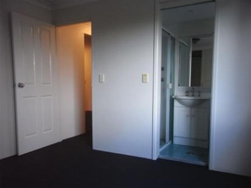 1/15 Apsley Street, Penshurst NSW 2222