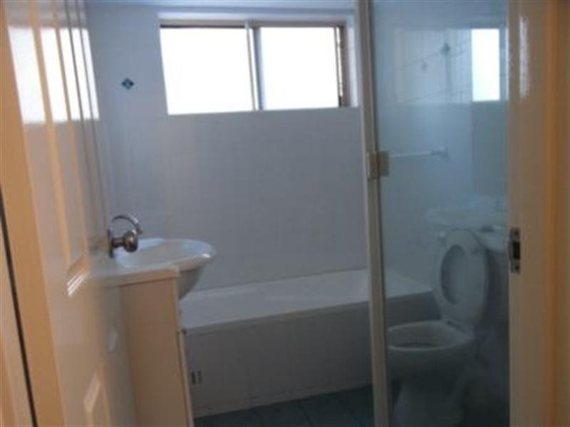 1/15 Apsley Street, Penshurst NSW 2222