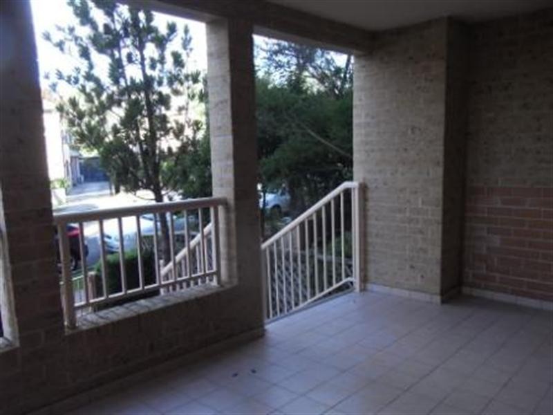 1/15 Apsley Street, Penshurst NSW 2222