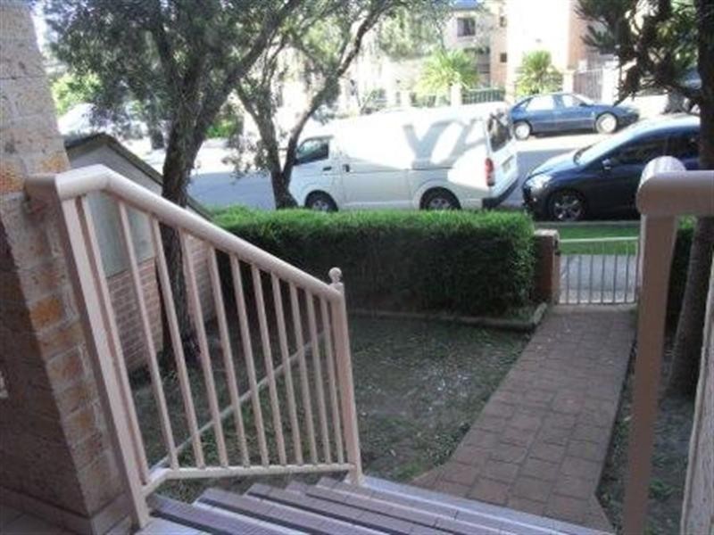 1/15 Apsley Street, Penshurst NSW 2222