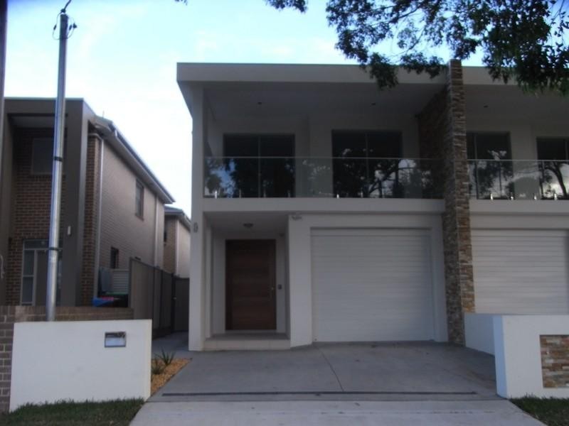 13 Anderson Road, Mortdale NSW 2223