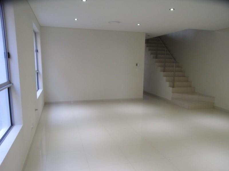 13 Anderson Road, Mortdale NSW 2223