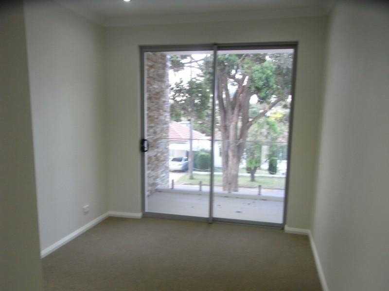 13 Anderson Road, Mortdale NSW 2223