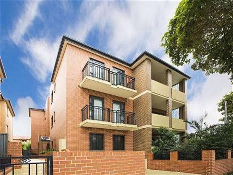 2/34-36 Edgbaston, Beverly Hills NSW 2209