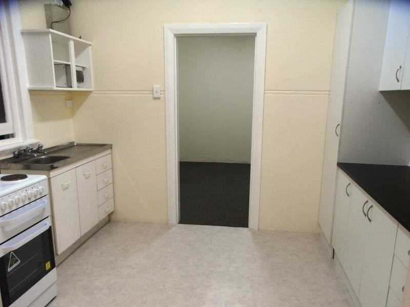 4/186 Forest Road, Hurstville NSW 2220