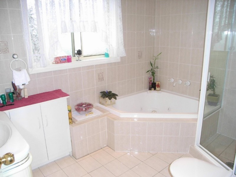 2a Gardinia Street, Beverly Hills NSW 2209