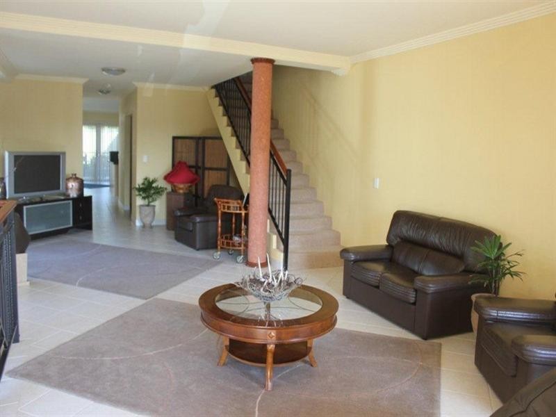 38a Mavis Avenue, Peakhurst NSW 2210