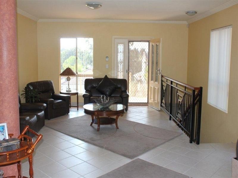 38a Mavis Avenue, Peakhurst NSW 2210