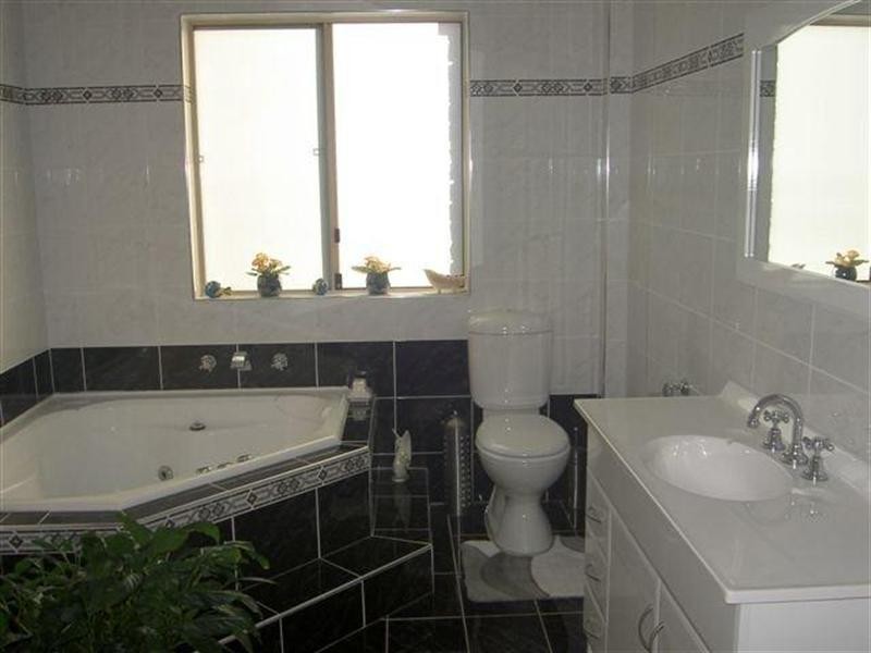 38a Mavis Avenue, Peakhurst NSW 2210