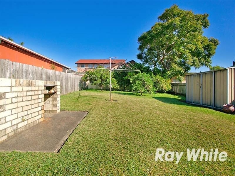 32 Central Road, Beverly Hills NSW 2209