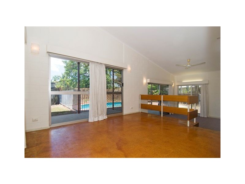 4 Sundew Court, Karama NT 0812