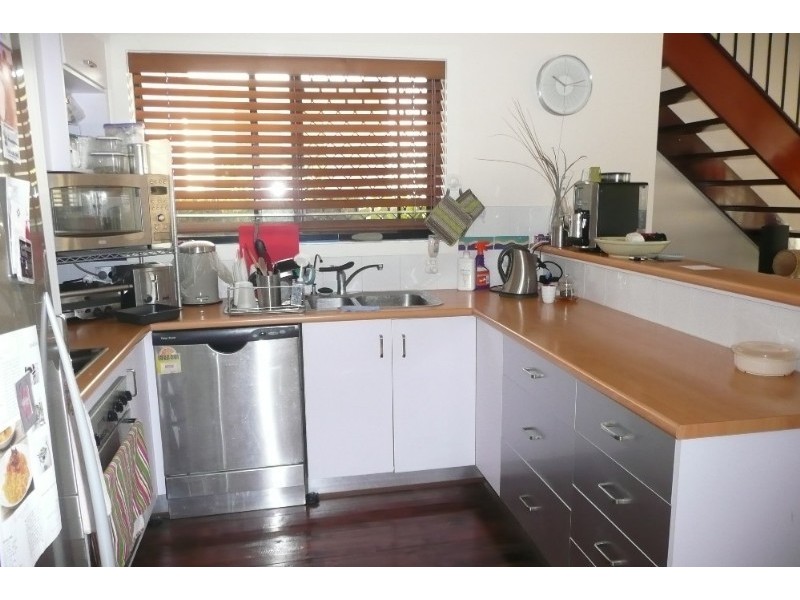 2/62 Waverley Road, Taringa QLD 4068