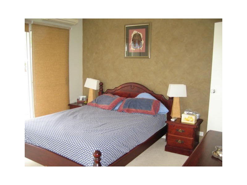 54 Foxton Street, Indooroopilly QLD 4068