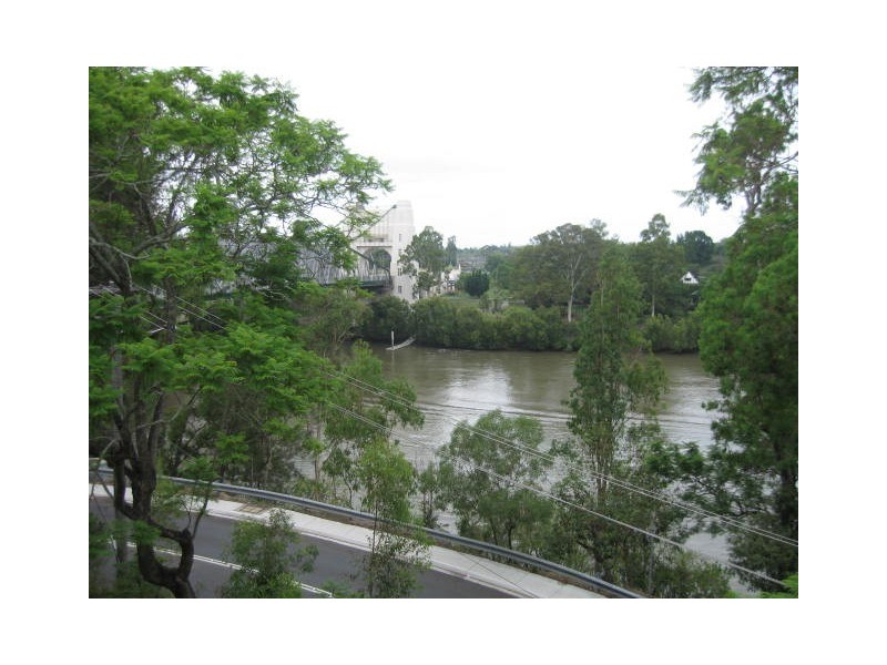 54 Foxton Street, Indooroopilly QLD 4068