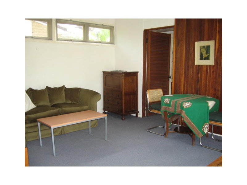 38 Nelson Parade, Indooroopilly QLD 4068