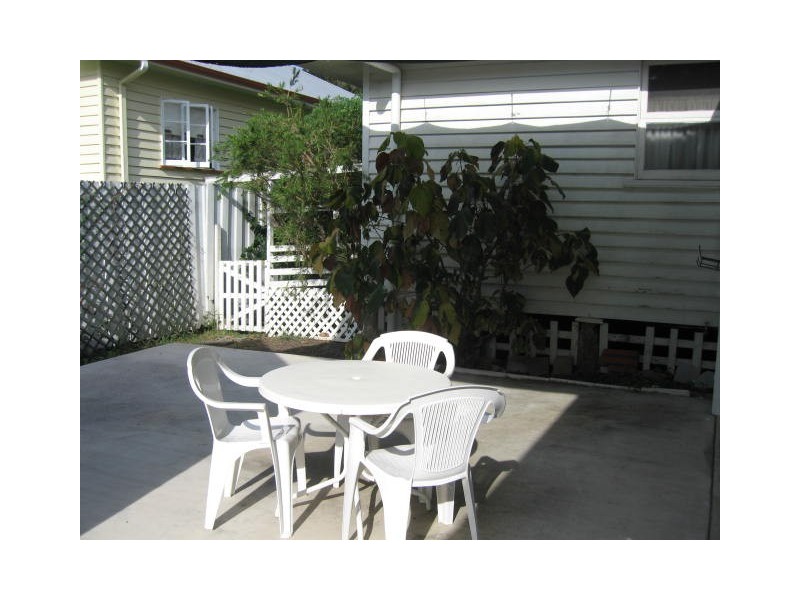 38 Nelson Parade, Indooroopilly QLD 4068