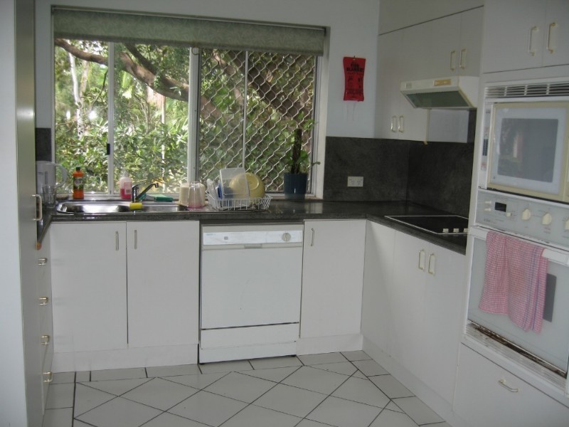 6/130 Central Avenue, Indooroopilly QLD 4068