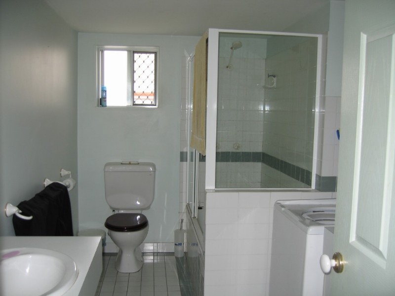 6/130 Central Avenue, Indooroopilly QLD 4068