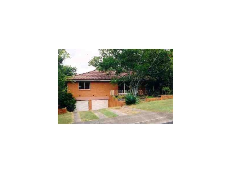 19 Napier Street, St Lucia QLD 4067