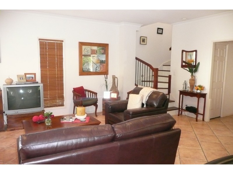 5/40 Highview Terrace, St Lucia QLD 4067