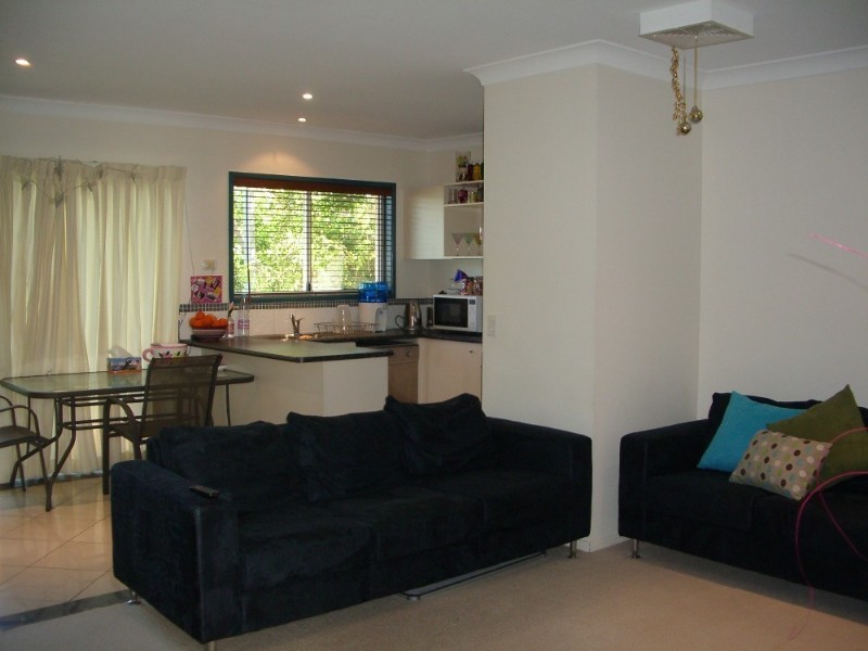 4/85 Manchester Terrace, Indooroopilly QLD 4068