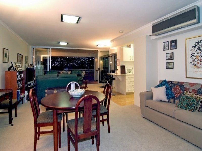 9/108 Swann Road, Taringa QLD 4068