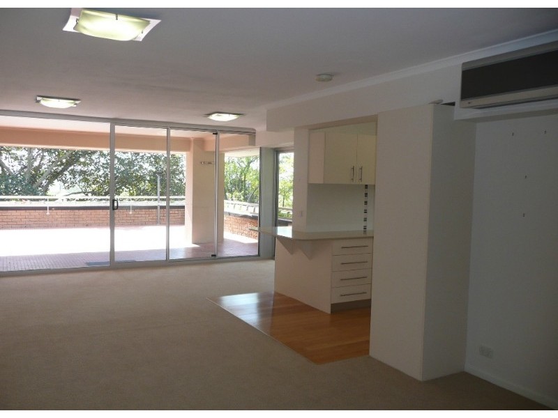 9/108 Swann Road, Taringa QLD 4068