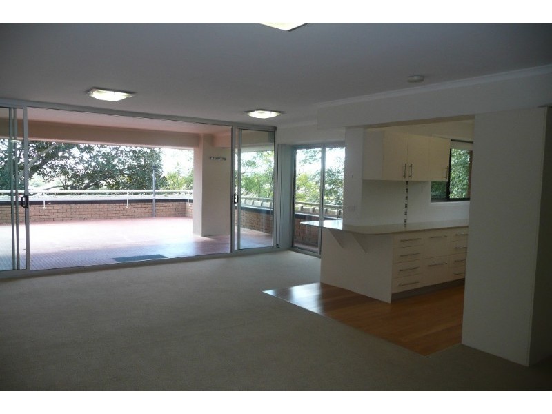 9/108 Swann Road, Taringa QLD 4068