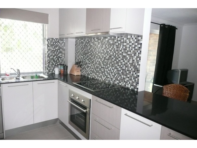 3/130 Central Avenue, Indooroopilly QLD 4068